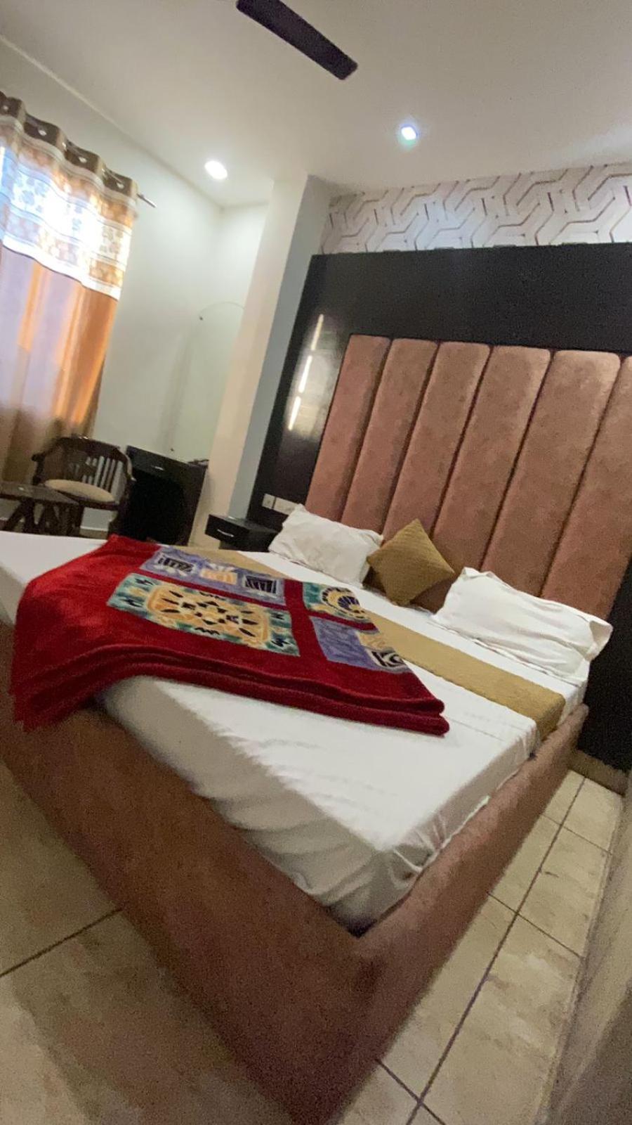 Hotel Sd Regency Amritsar Exterior foto